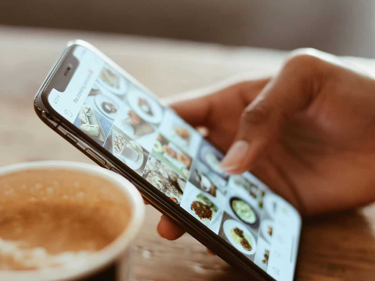 सेटिंग में सर्च करें Suggested Content 