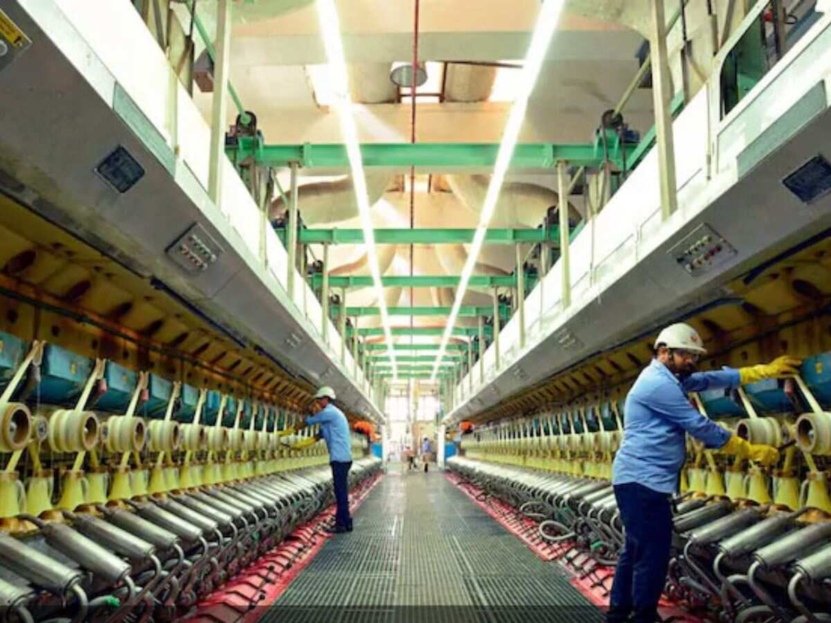 5. Grasim: पेंट इंडस्ट्री में बड़ा दांव