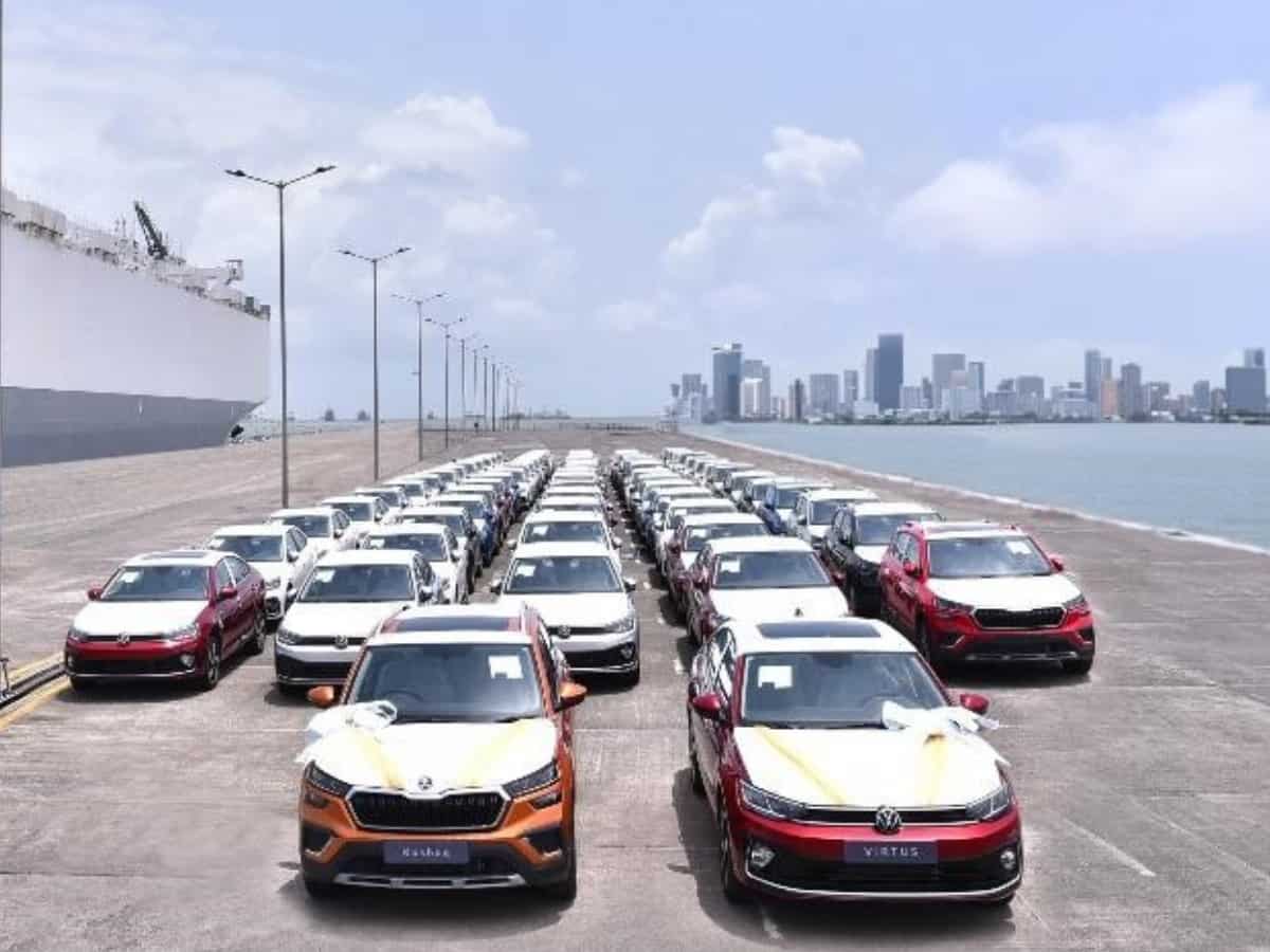 जर्मन की इस कार कंपनी ने भारत से एक्सपोर्ट का बनाया रिकॉर्ड; विदेशों में इन मॉडल्स को बेचा 