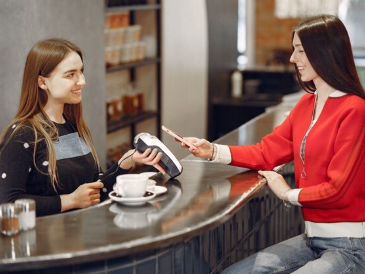 होटल मालिक ऐसे लगाते हैं ग्राहकों को चूना, जरा सा चूके तो करा लेंगे अपना नुकसान