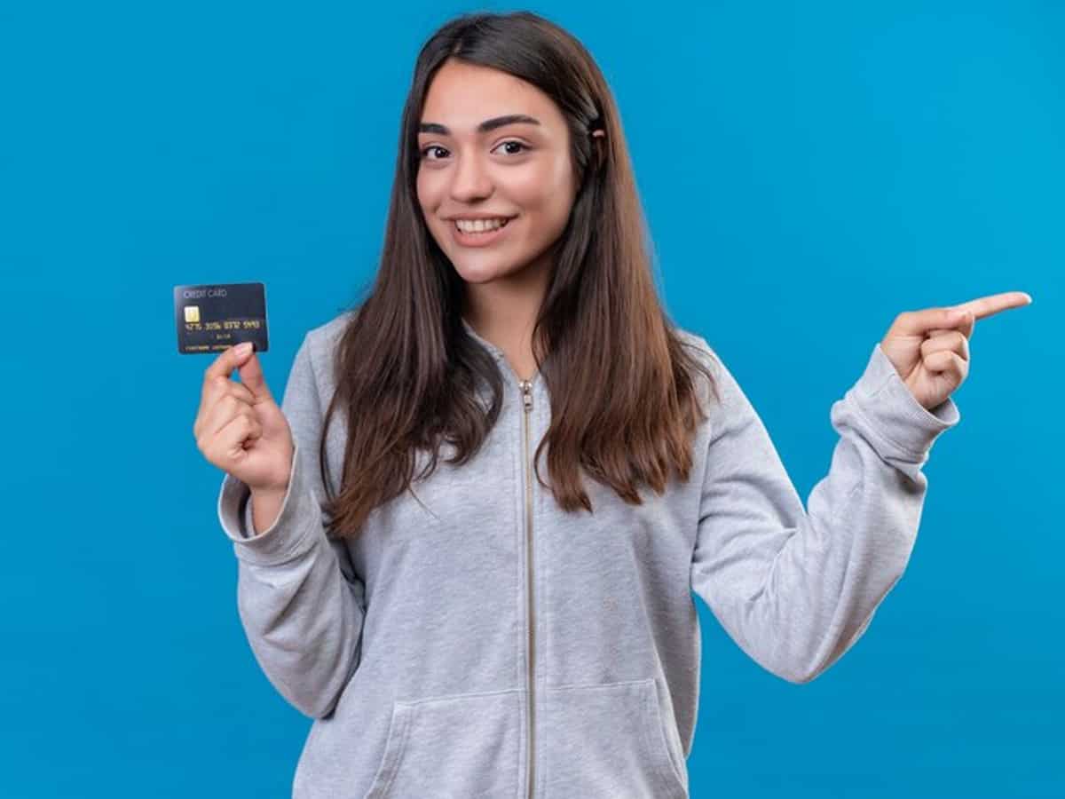 4- ईएमआई की सुविधा