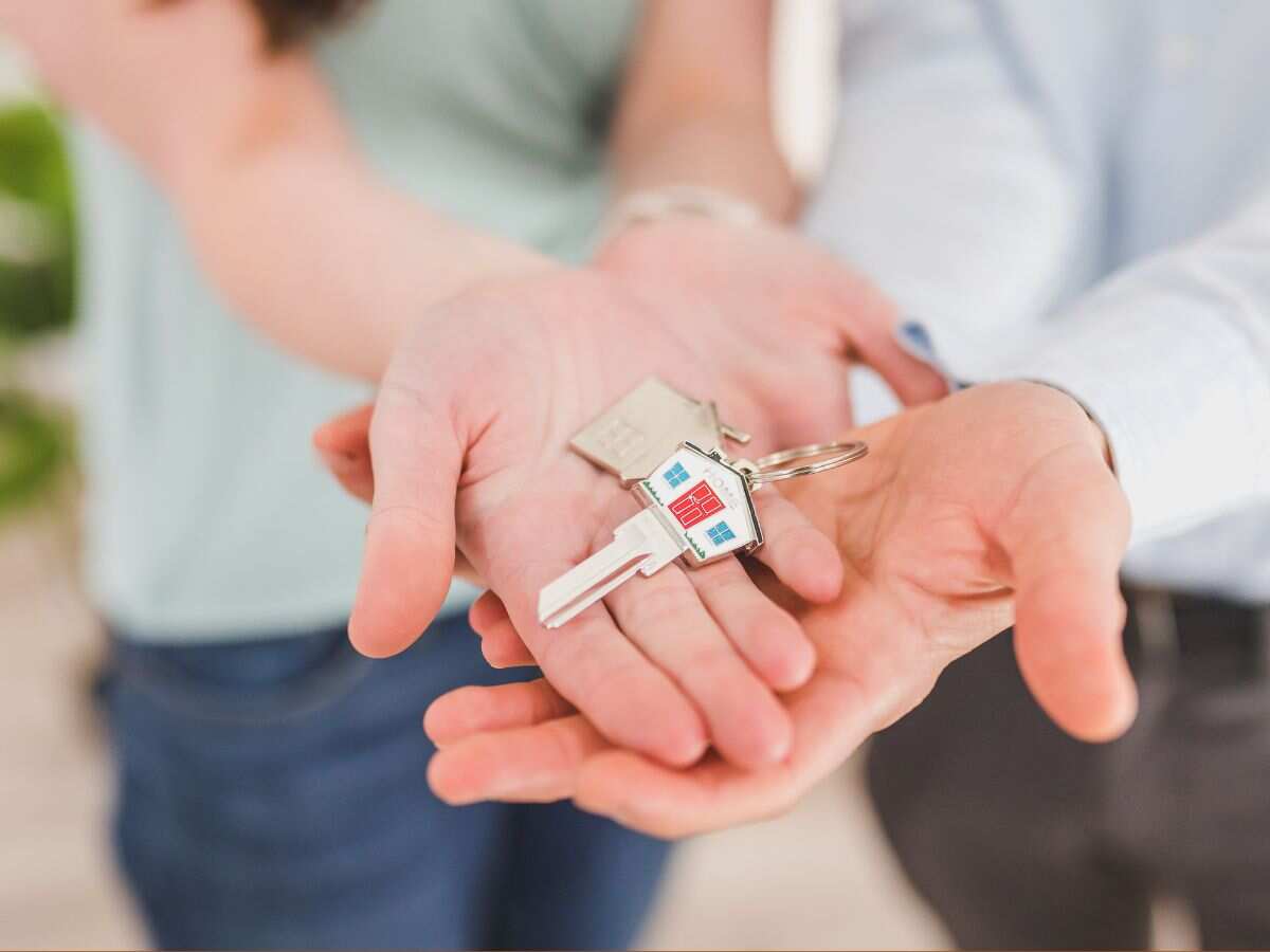 साइन करने के बाद कॉपी अपने पास रखें