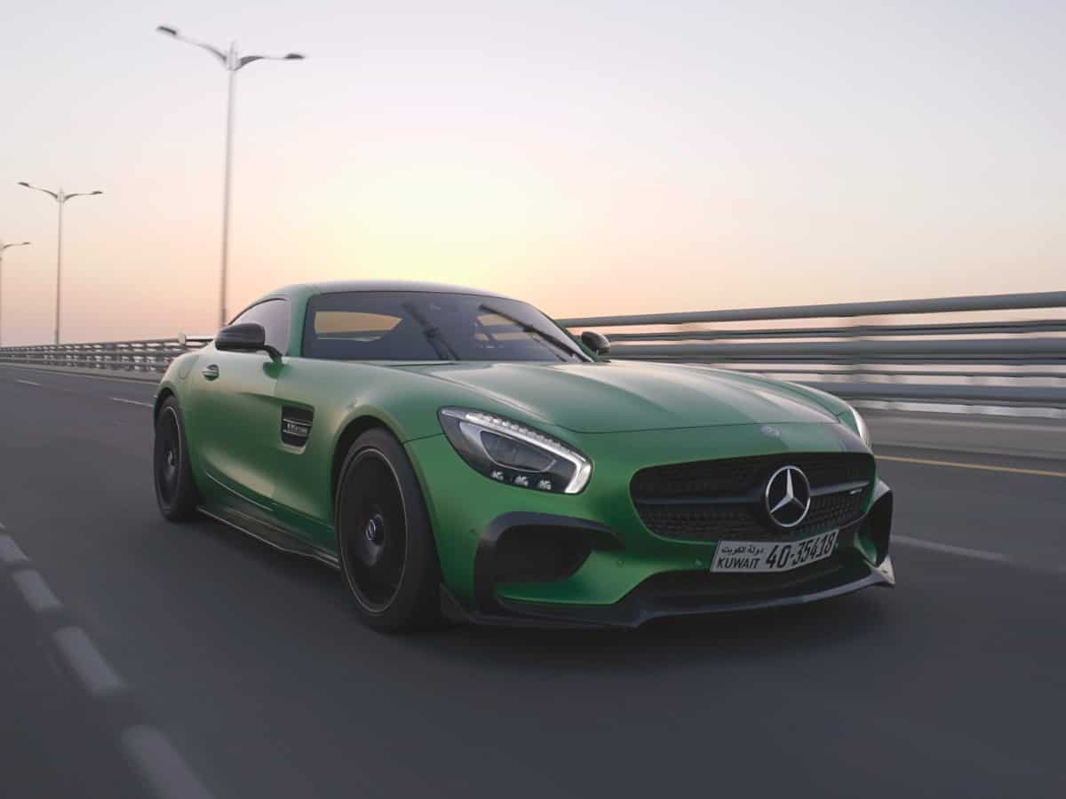 FY25 में 4% बढ़ गई इस लग्जरी कार कंपनी की सेल्स; हर चार में से एक ग्राहक ने खरीदा ₹1.5 करोड़ वाला मॉडल 