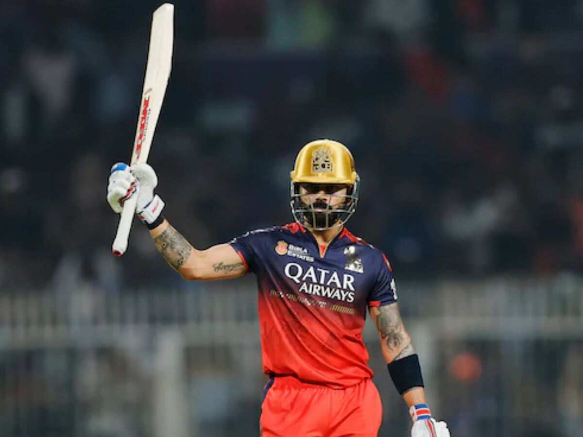 कोहली ने रचा 'विराट रिकॉर्ड', IPL में 1,000 चौके-छक्‍के लगाने वाले पहले खिलाड़ी बने