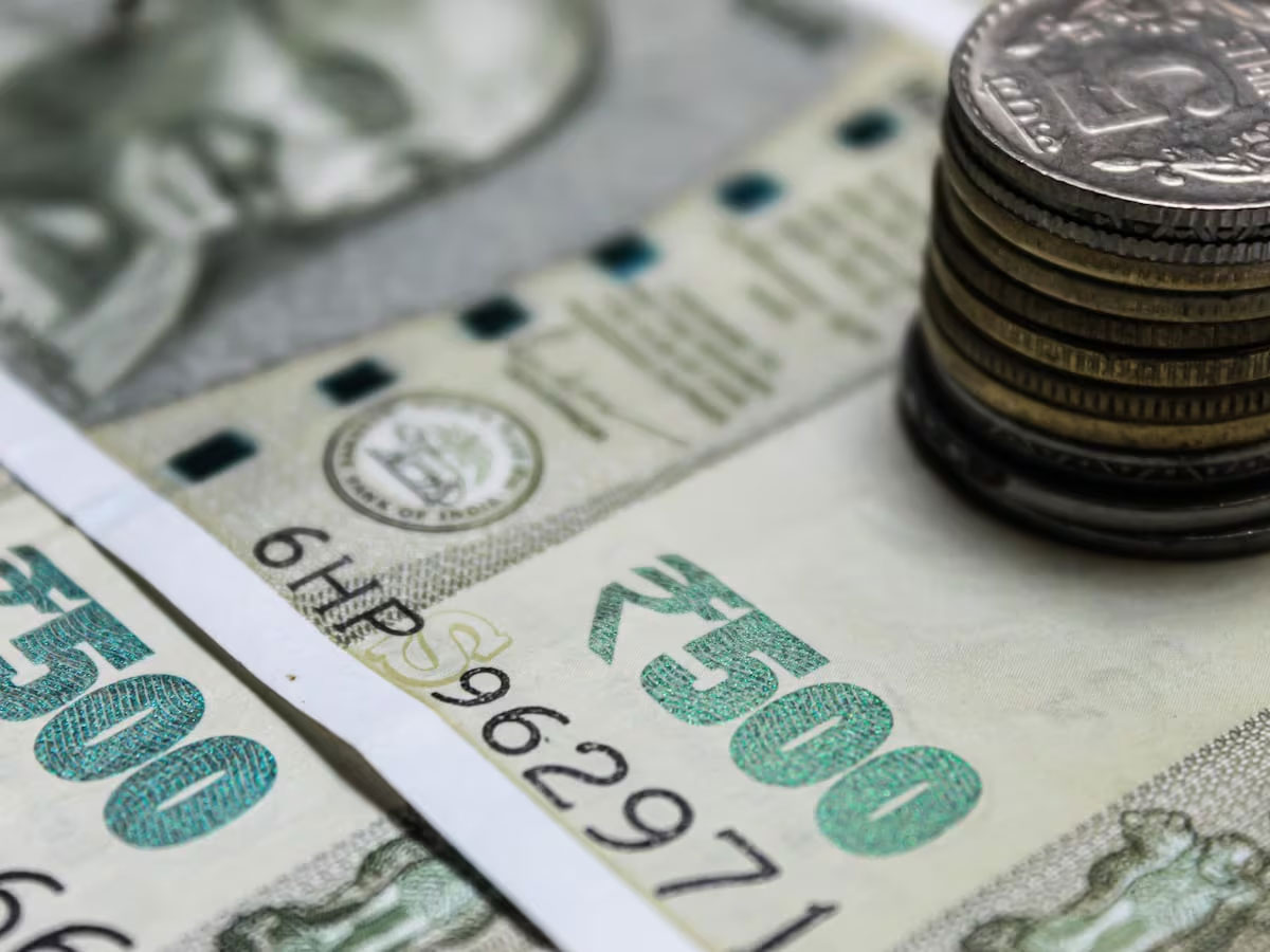 अमेरिकी टैरिफ के डर से FPI ने फेरा मुंह, अप्रैल में भारी बिकवाली, भारतीय बाजार से निकाले ₹31,575 करोड़