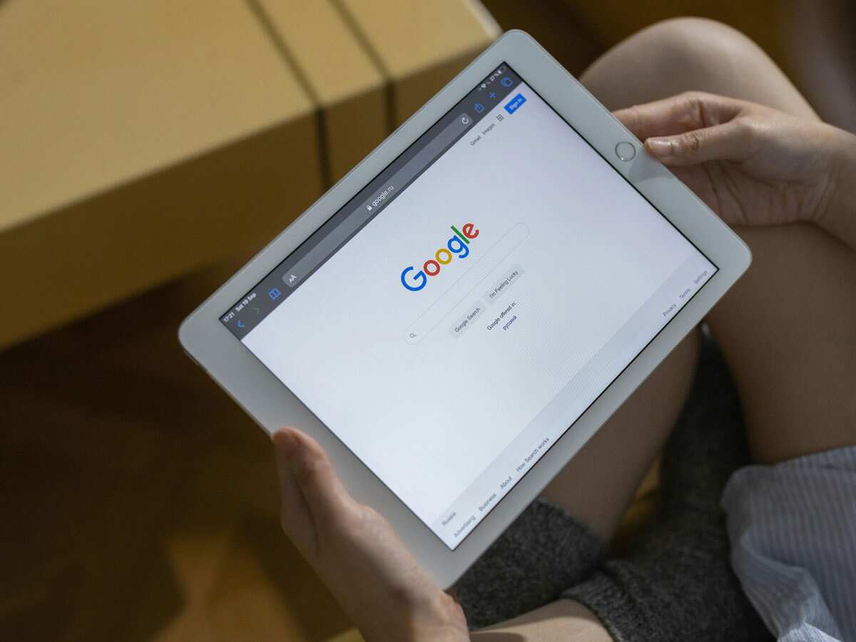 Google पर ये सर्च करते ही दिखेगा जादू! टाइप करें ये मजेदार सीक्रेट कोड्स