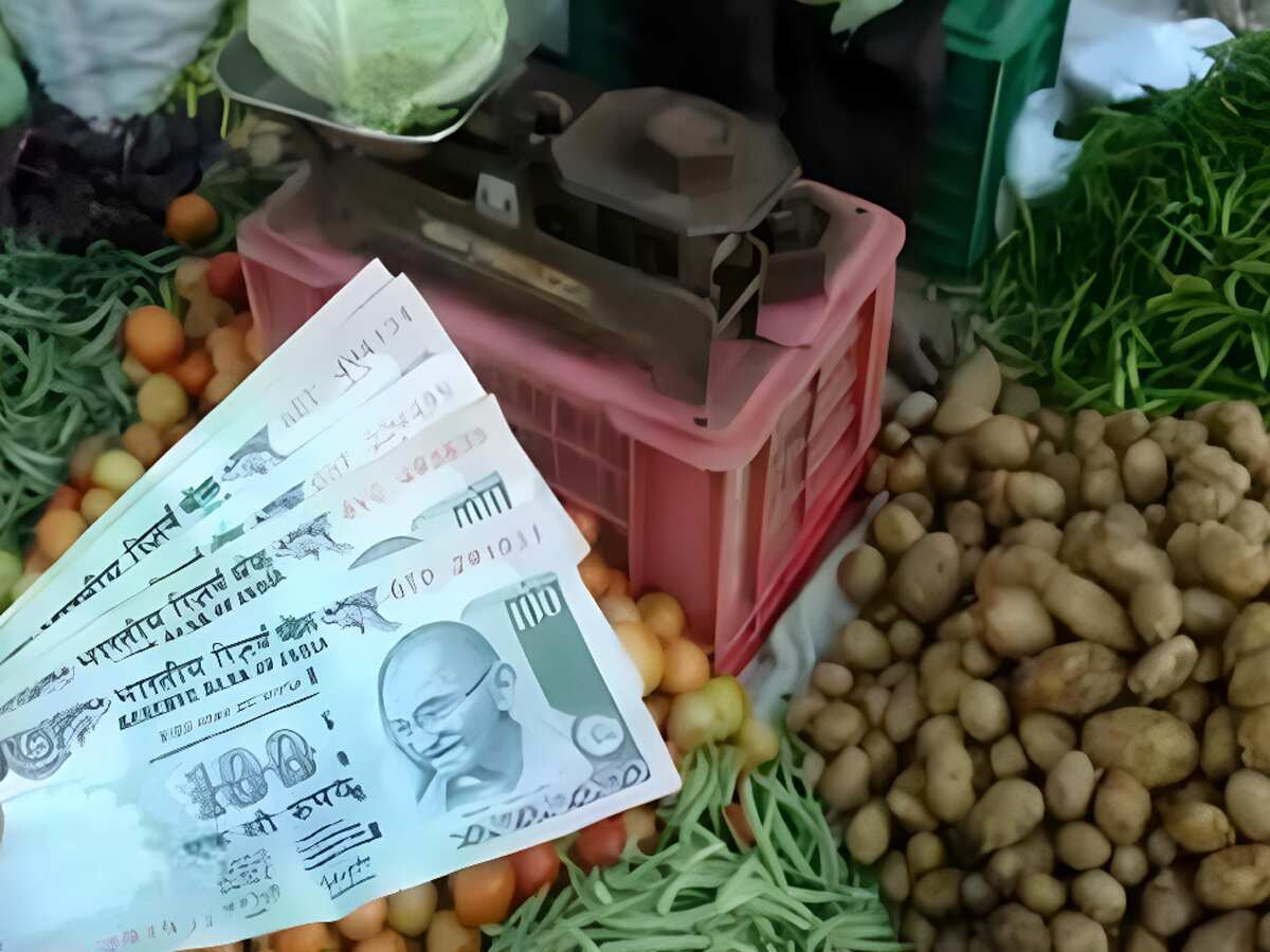 CPI inflation: खुदरा महंगाई पहुंची 6 साल के सबसे निचले स्तर पर, जानिए अब कितनी हो गई, हैरान कर देंगे आंकड़े