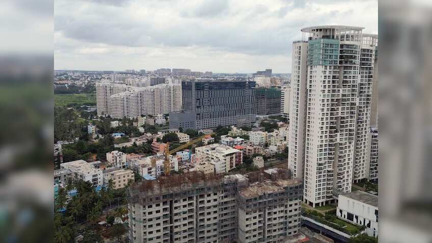 बेंगलुरु का नया इलेक्ट्रॉनिक सिटी बन रहा ये इलाका, प्रॉपर्टी रेट में लगी आग! 4 साल में 146% उछले दाम!