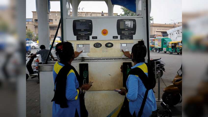 Petrol-Diesel: 26 अप्रैल को आपके शहर में एक लीटर पेट्रोल-डीजल की क्या है कीमत? फटाफट यहां देख लें ताजा रेट
