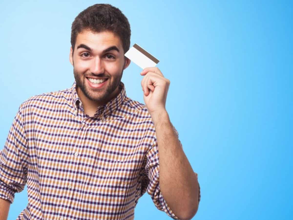 ऐसा Credit Card जिसे देते वक्‍त बैंक नहीं देखते आपका क्रेडिट स्‍कोर, फटाफट देते हैं अप्रूवल
