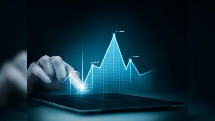 पैसा बनाना है तो बाजार खुलने के बाद इन शेयरों पर जरूर रखें नजर! खबरों की वजह से दिखेगा एक्शन 