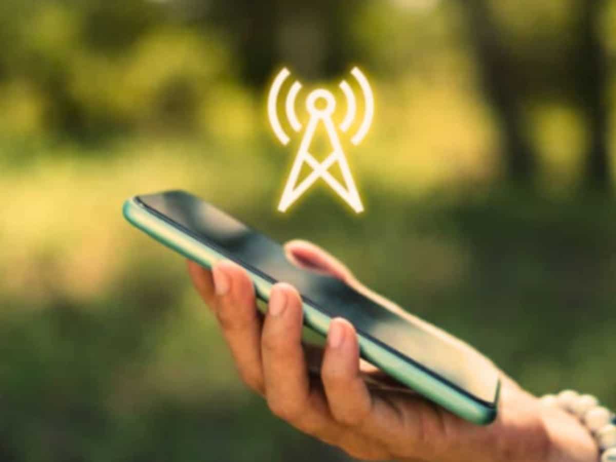 सर्विस प्रोवाइडर को लगाएं कॉल!