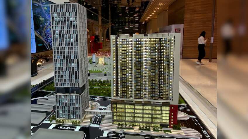 UP RERA का चला डंडा! 12 कर्मचारियों को एक झटके में किया बर्खास्त, जानें क्या है वजह