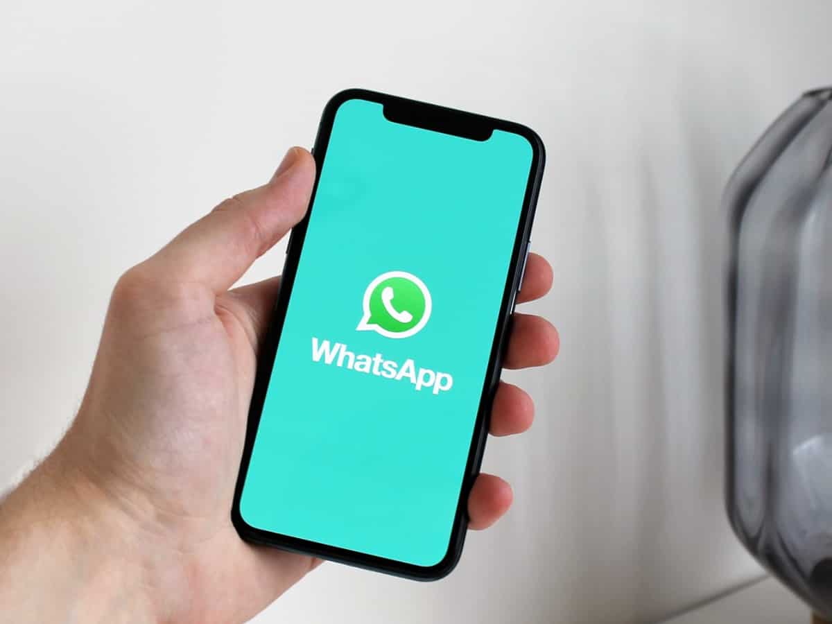 भारत के आधे WhatsApp यूजर्स को नहीं पता होंगे ये 5 फीचर्स, कूल तो है ही, काम भी बनाते हैं आसान