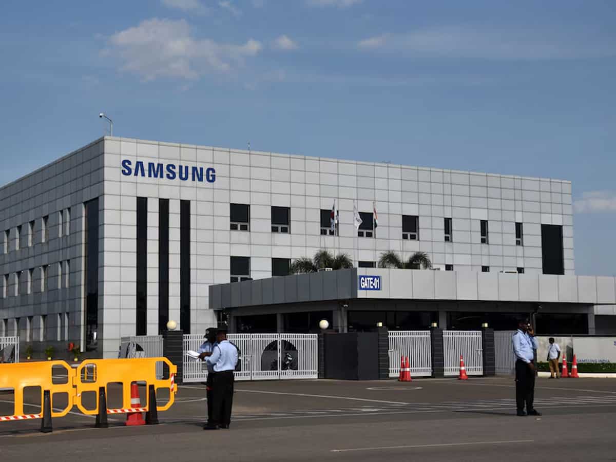 ₹4000 करोड़ के जुर्माने के खिलाफ CESTAT पहुंची Samsung, जानिए क्या है मामला