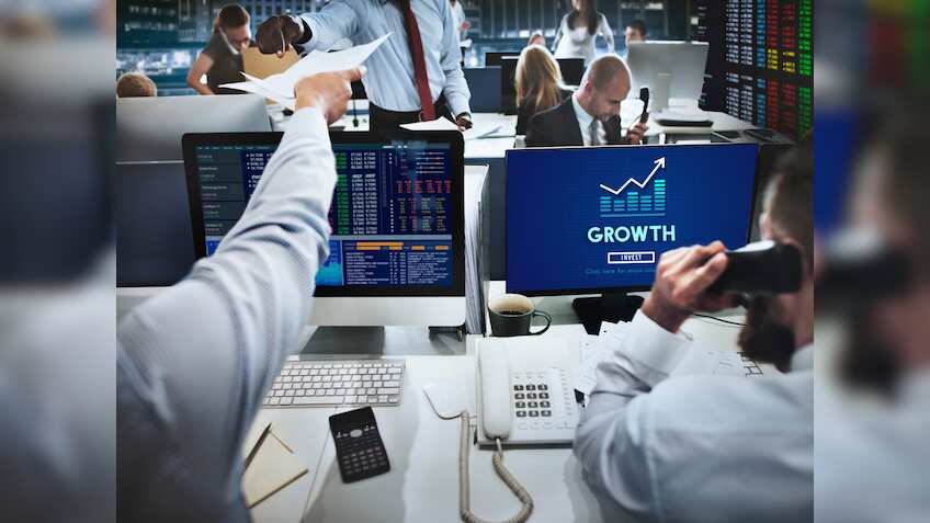 बाजार में आज इन शेयरों में दिखेगा तगड़ा एक्शन! इंट्राडे के लिए जरूर देख लें लिस्ट 