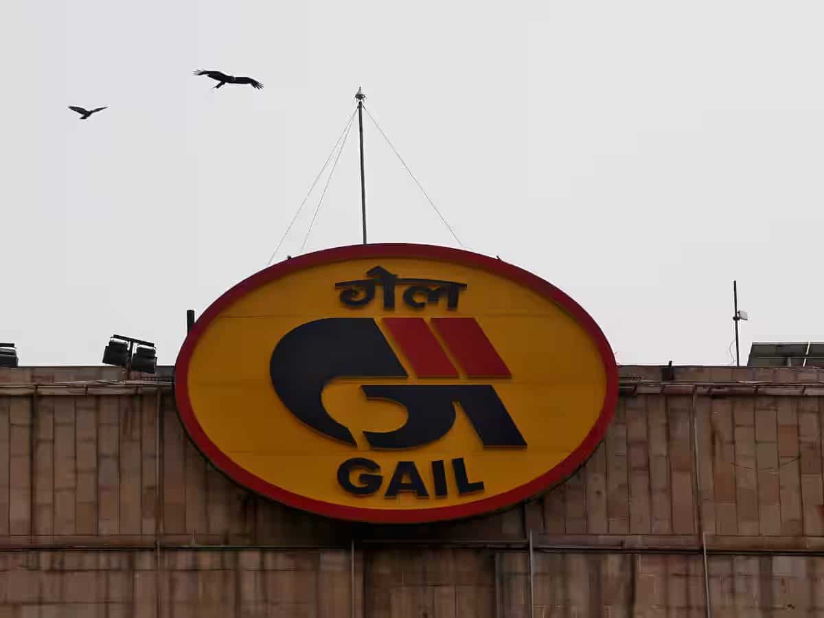 GAIL Dividend 2025: Stock के साथ मुनाफे को भी लगा झटका लेकिन Maharatna PSU फिर भी दे रही है फाइनल डिविडेंड