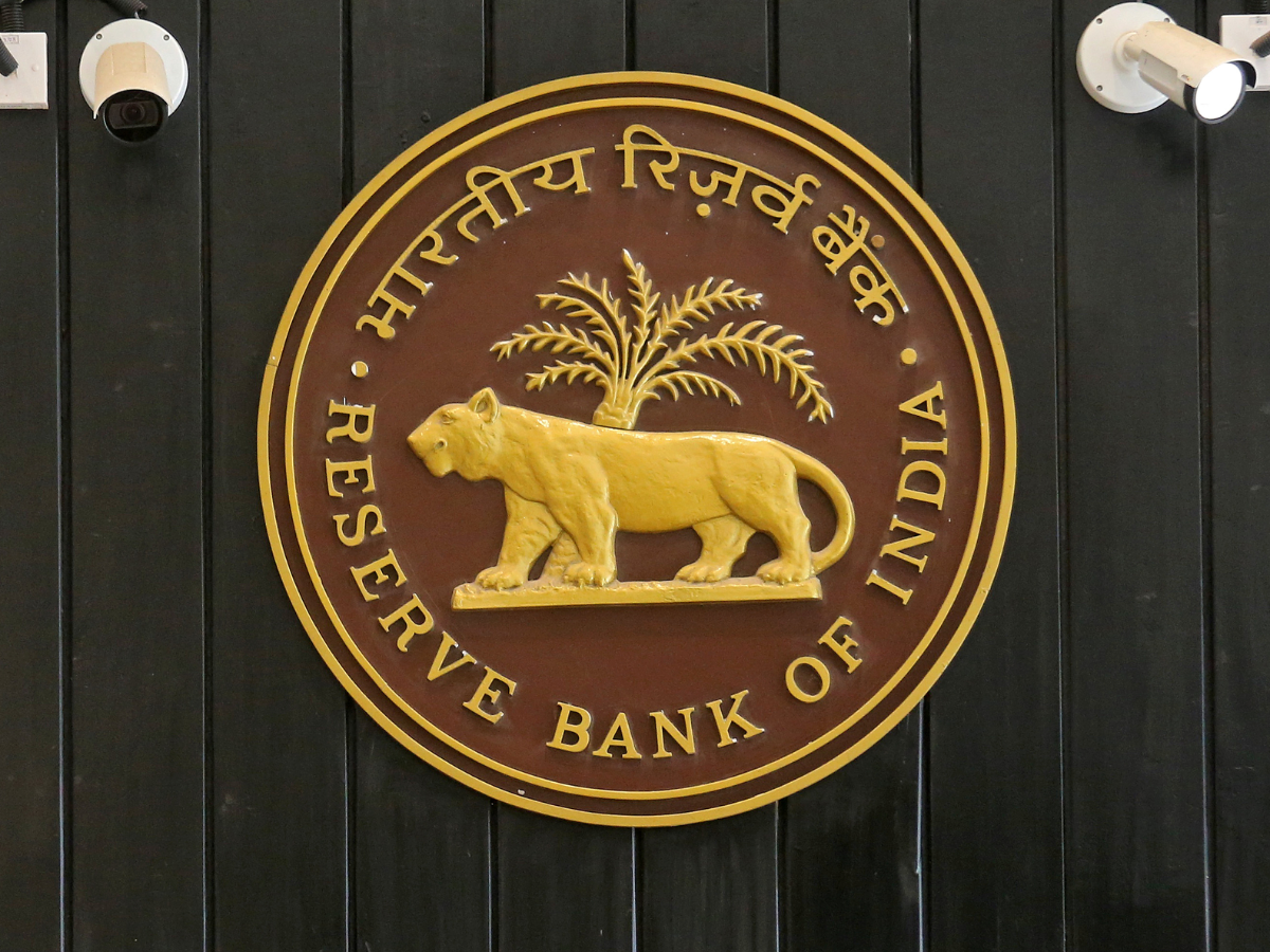 फर्जी लोन ऐप्स पर चलेगा RBI का डंडा, 13 मई से वेबसाइट पर मिलेगी रजिस्टर्ड डिजिटल लोन ऐप की पूरी जानकारी
