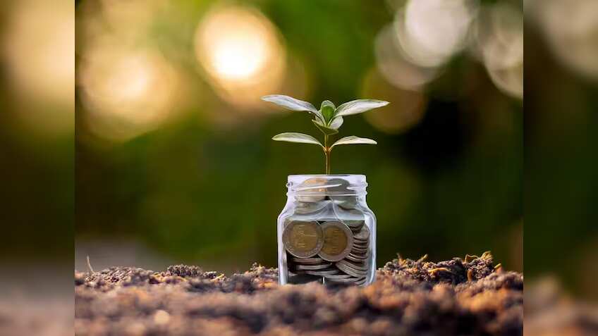 कब SIP बन जाता है प्रॉफिट का खजाना? तरीका जानने वाले देखते ही देखते डबल कर लेते हैं पैसा