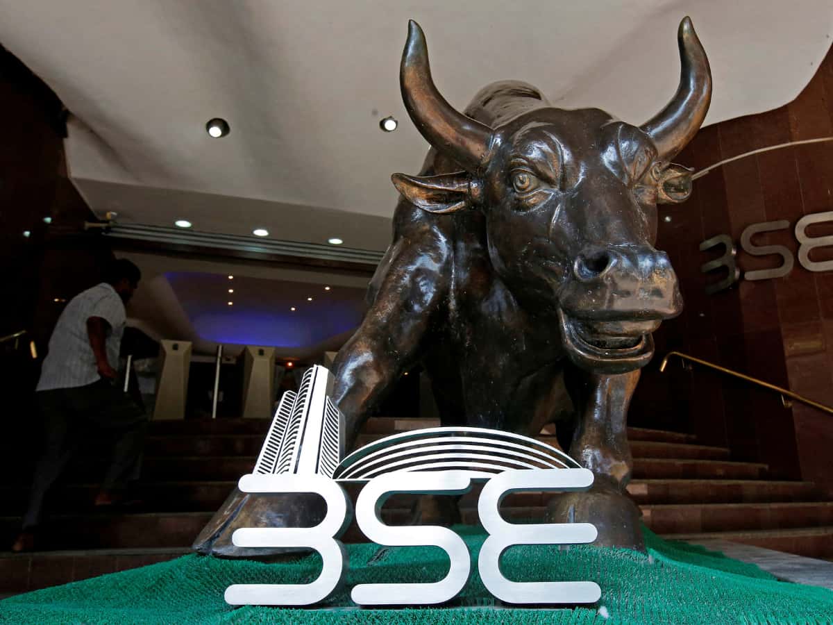 Stock Market Closing Highlights: 182 अंक चढ़कर बंद हुआ सेंसेक्स, निवेशकों को हुआ 4 लाख करोड़ का फायदा, समझें बाजार ने क्यों लिया यू-टर्न?