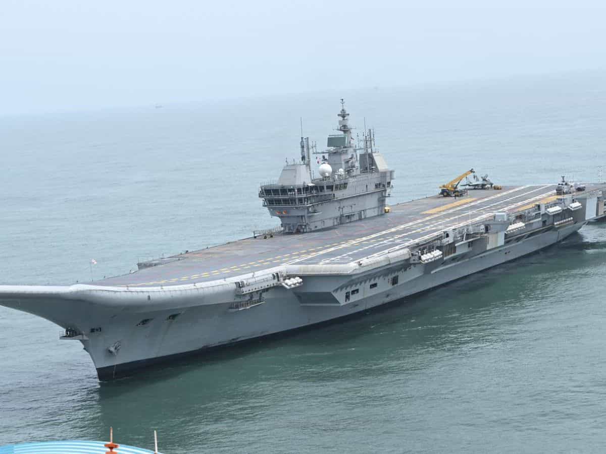 12% उछला यह Defence PSU Stock, लेकिन इस ऐनालिस्ट ने 60% गिरावट का लगाया अनुमान