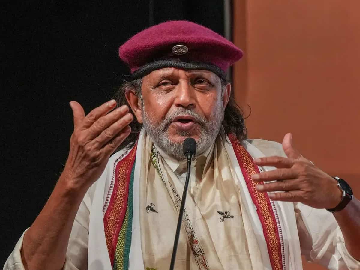 मिथुन चक्रवर्ती की बढ़ी मुश्किल, अवैध निर्माण पर BMC ने भेजा कारण बताओ नोटिस, पहले भी हो चुका ऐसा