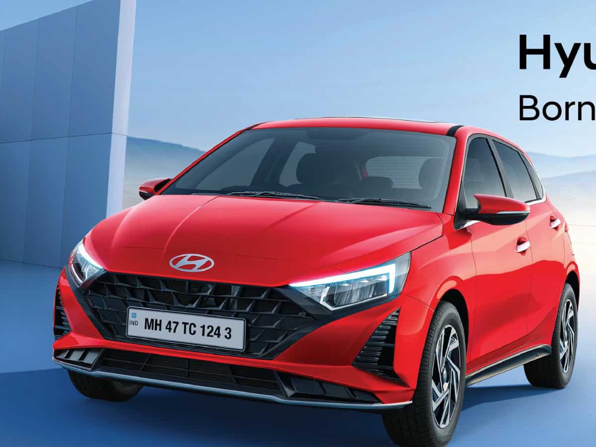 6 एयरबैग्स, सेफ्टी फीचर्स, बड़ी स्क्रीन और भी बहुत कुछ...मार्केट में आया Hyundai i20 का नया वेरिएंट, जानें कीमत 
