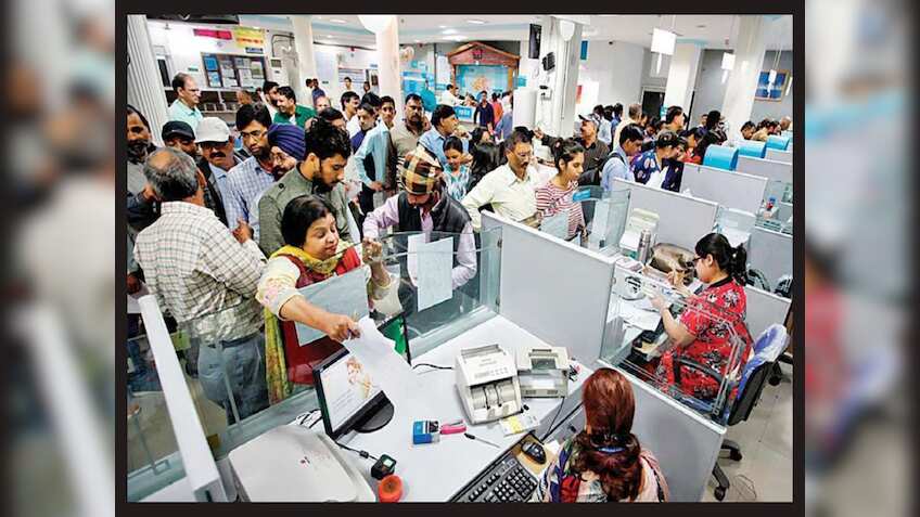 Bank Holidays in June 2025: आ गई जून की छुट्टियों की लिस्‍ट, पूरे 12 दिन बंद रहेंगे बैंक