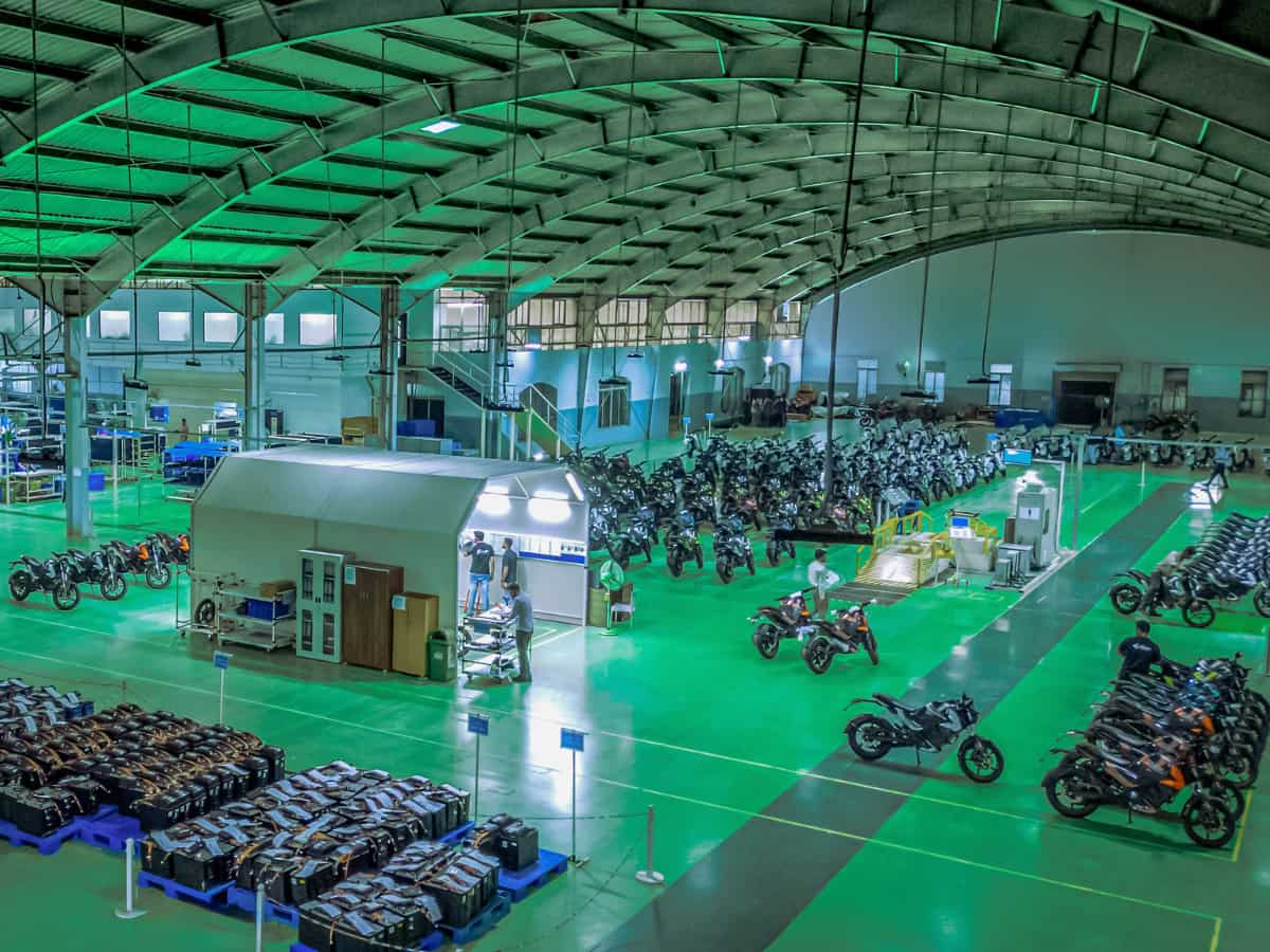 गजब की E-Bike ला रही है ये कंपनी, इसका 100cc बाइक से होगा सीधा मुकाबला, Splender-Platina जितनी होगी दमदार!