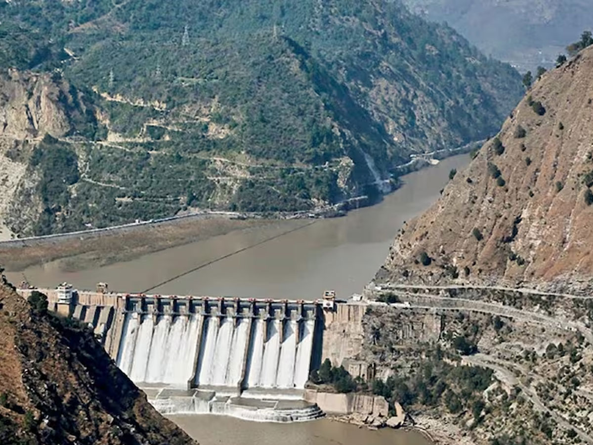 भारत के 'पानी बम' से डरा पाकिस्तान, सीनेटर गिड़गिड़ाया- 'हम भूख से मर जाएंगे'