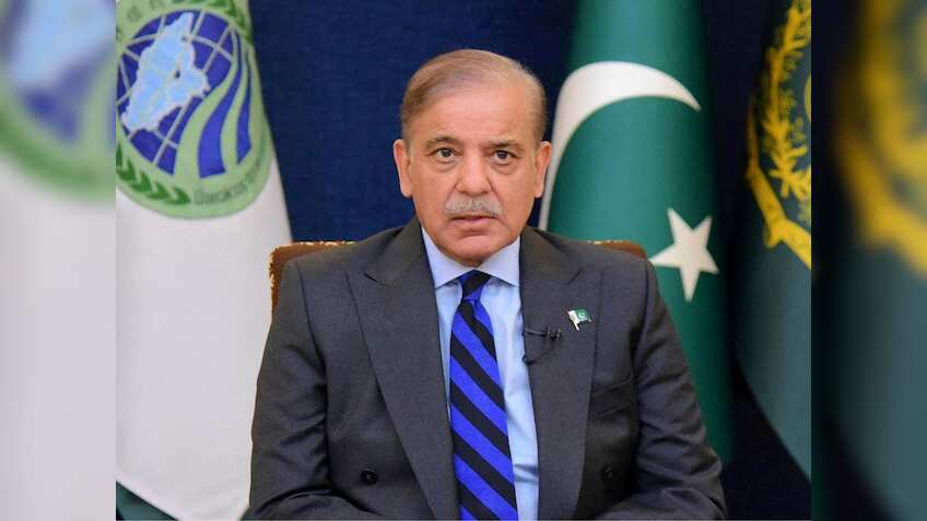 कंगाल इकोनॉमी संभालने को भी चीटिंग कर रहा पाकिस्तान! तरक्की के लिए कॉपी किया भारत का हिट फॉर्मूला