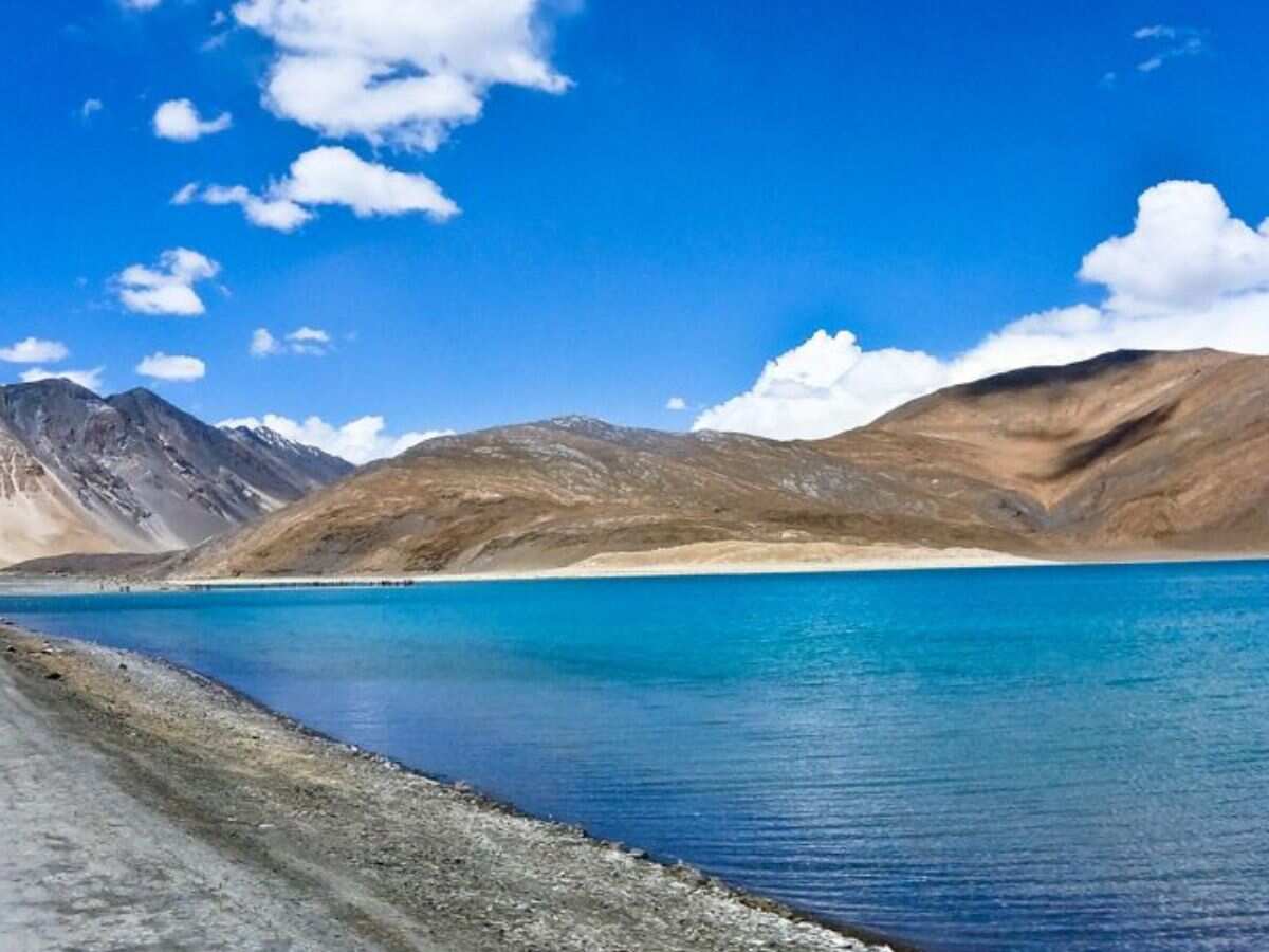 IRCTC करा रहा है लद्दाख की सैर, 6 रात/7 दिन का पैकेज…एयर टिकट से लेकर होटल और फूड तक, ये सुविधाएं पैकेज में शामिल