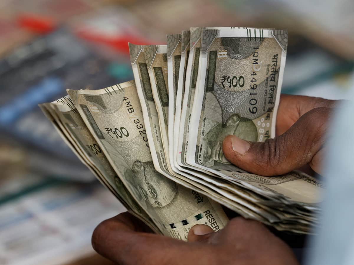 ब्याजदर के हिसाब से चुनाव करें