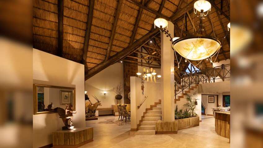 बॉलीवुड एक्टर ने खरीदा घर