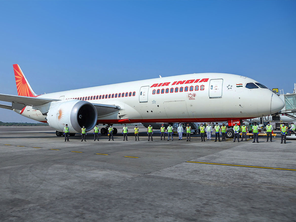 अहमदाबाद विमान हादसे के पीड़ित परिवारों के लिए एयर इंडिया चलाएगा स्पेशल फ्लाइट, यहां चेक करें शेड्यूल