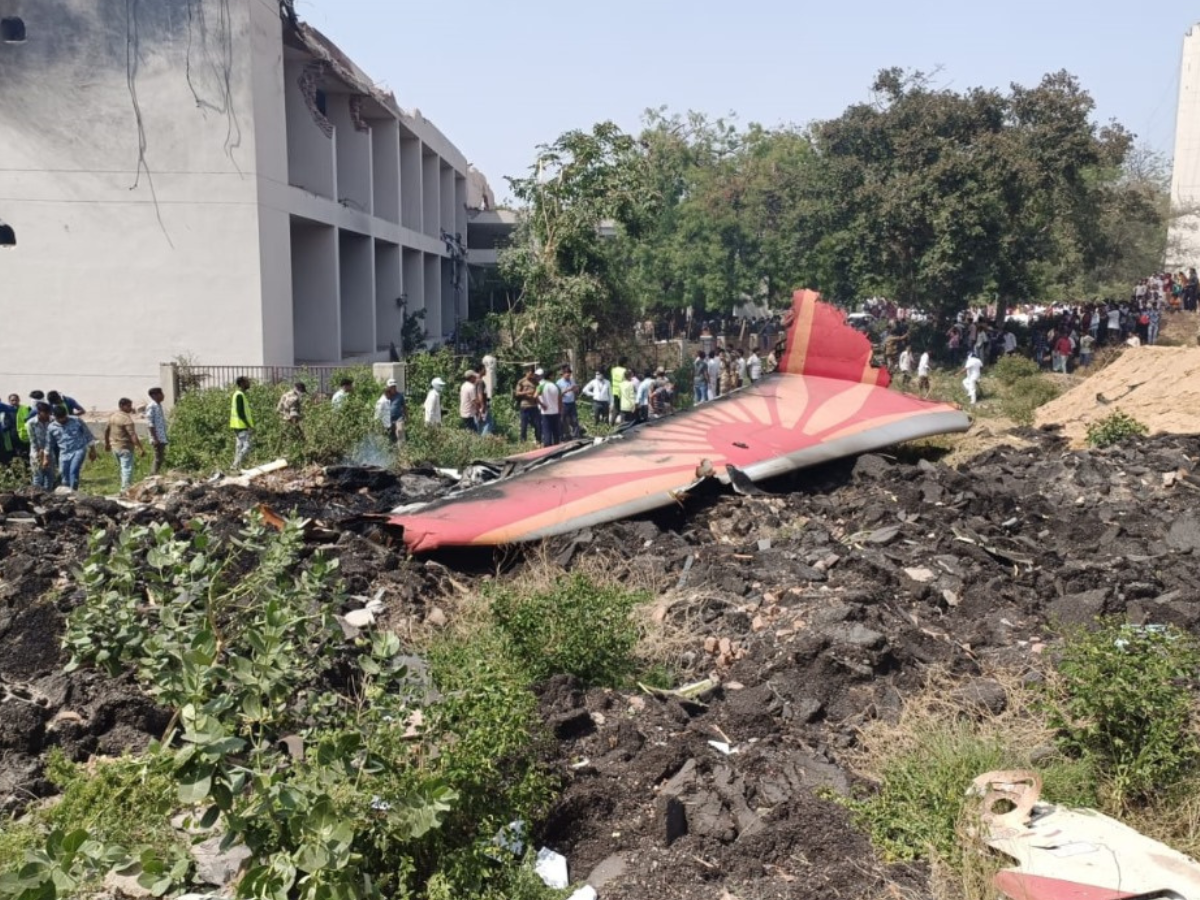 मलबे से बरामद हुआ ब्लैक बॉक्स! खोलेगा अहमदाबाद प्लेन क्रैश का राज, DVR से मिल सकते हैं हादसे के वीडियो सबूत