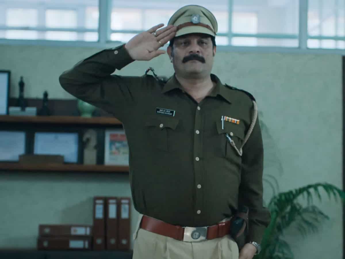 2 महीने, 2 फ्लैट्स, ₹20 करोड़, 'हाथीराम चौधरी' ने खोल दी तिजोरी, रॉकेट की रफ्तार से खरीद रहे प्रॉपर्टी