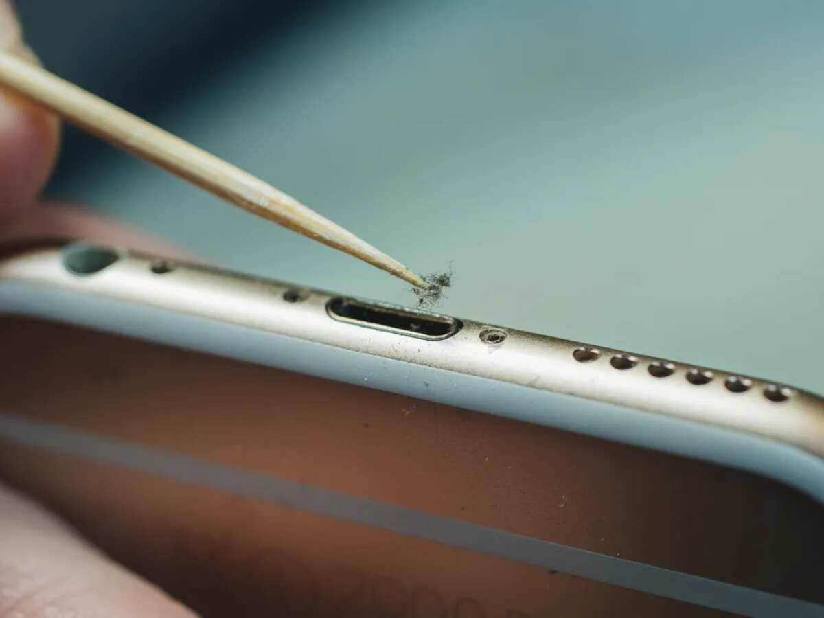 क्लीनिंग पुट्टी या स्लाइम