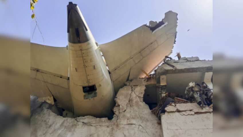 अहमदाबाद प्लेन क्रैश के बाद Air India का बड़ा फैसला, बड़े इंटरनेशनल उड़ानों में किया 15 फीसदी कटौती का ऐलान