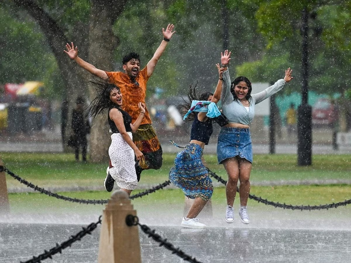 दिल्लीवालों के लिए गुड न्यूज! मॉनसून के लिए हो जाओ तैयार, इस तारीख से झमाझम होगी बरसात, आया IMD का बड़ा अपडेट