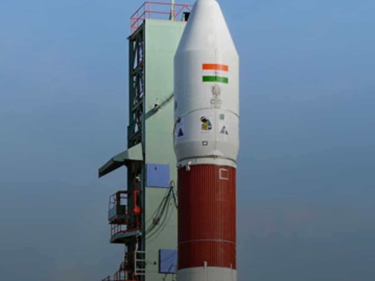 महारत्न डिफेंस पीएसयू बनाएगी SSLV! ISRO से जीती बोली, 3 महीने में 30% चढ़ा Defence Stocks