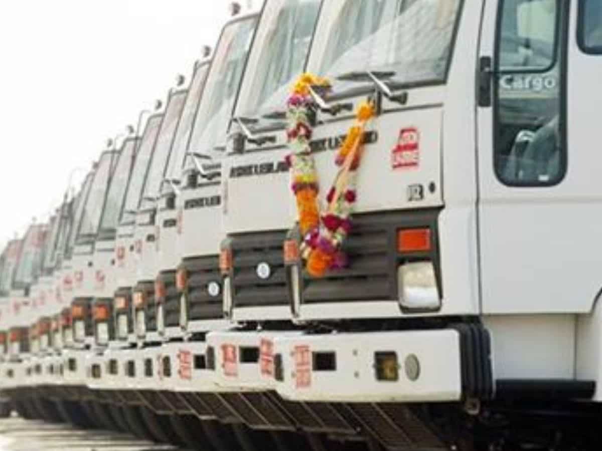 FY26 में कमर्शियल व्हीकल सेगमेंट में सिंगल डिजिट में ग्रोथ की उम्मीद-अशोक लेलैंड