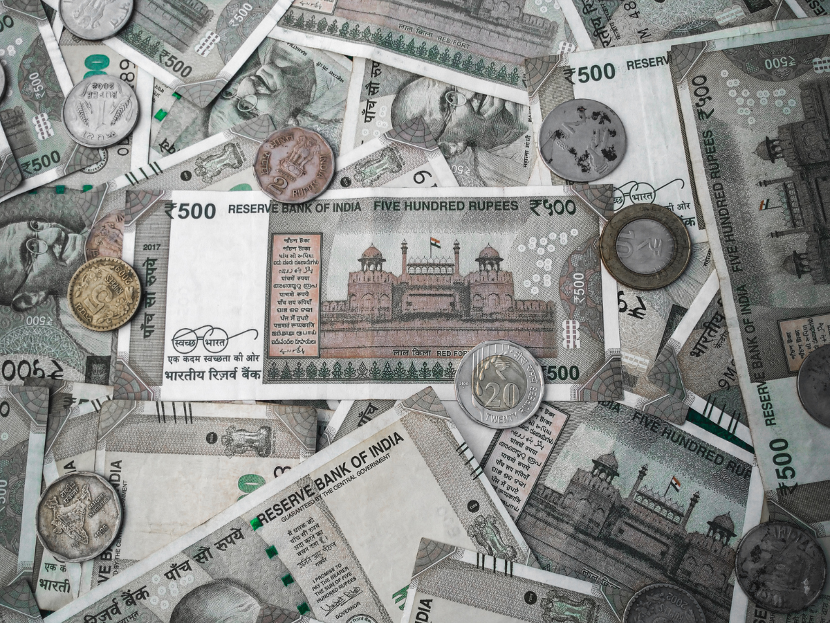 PLI स्कीम के तहत 21534 करोड़ रुपए का वितरण, सरकार ने 12 क्षेत्रों में बांटा ये पैसा