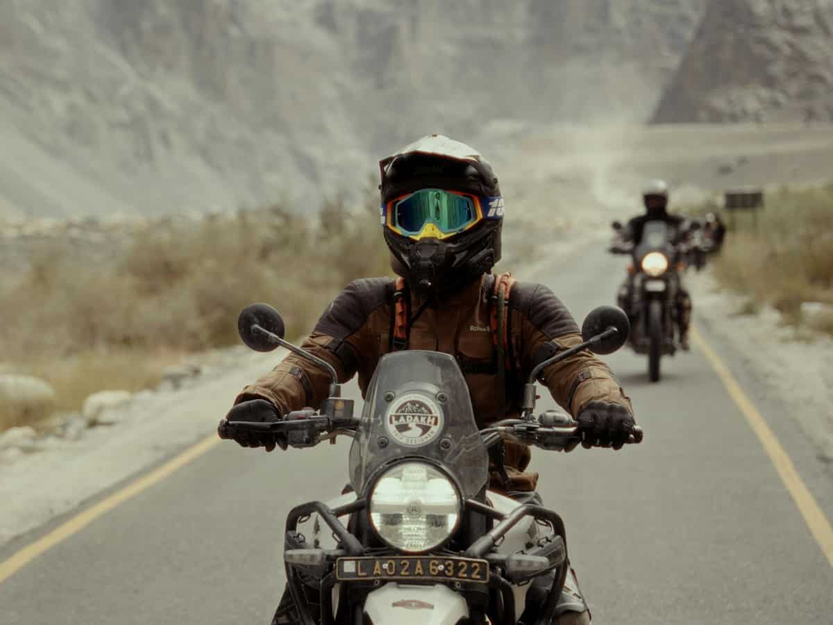 15 जुलाई से बाइक पर भी लगेगा Toll Tax? नहीं देने पर लगेगा ₹2000 का जुर्माना, NHAI ने खुद बताया आखिर माजरा क्या है