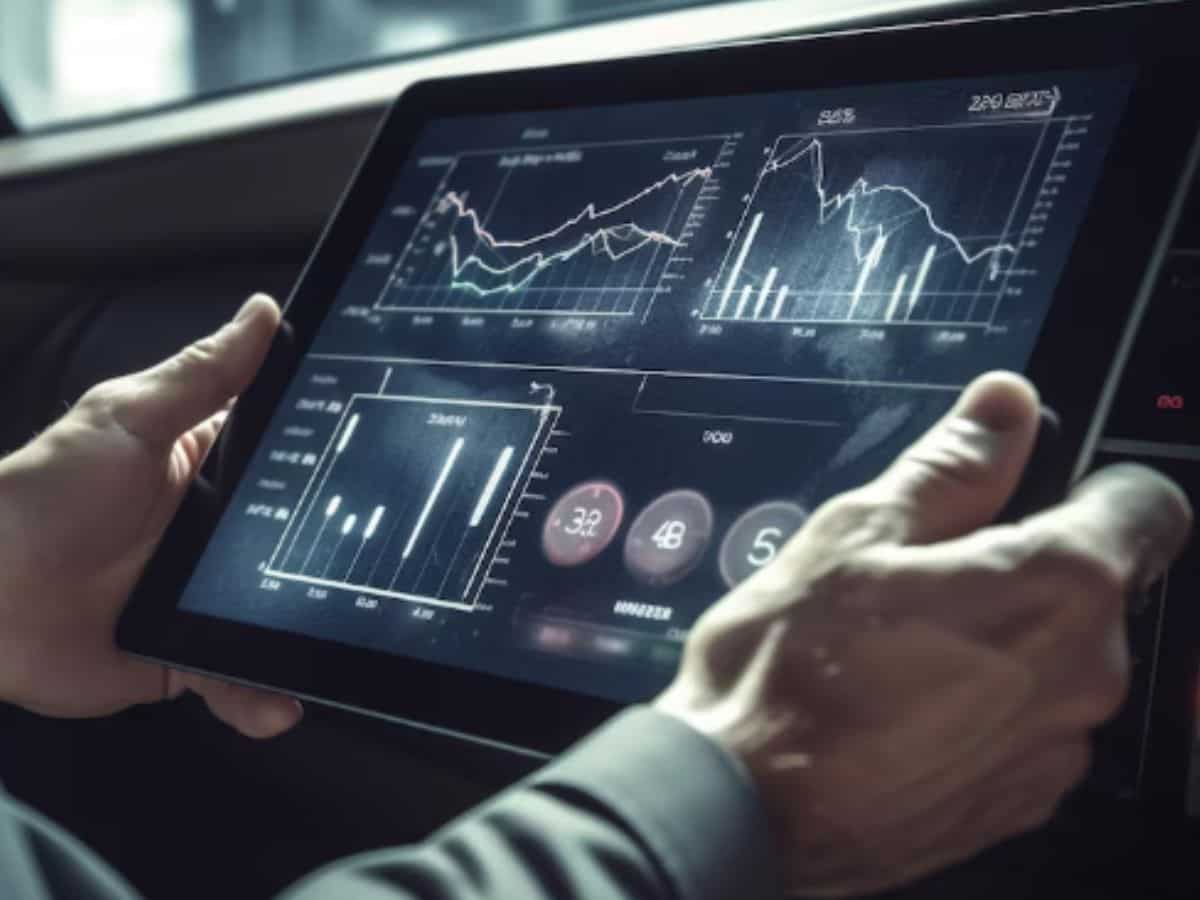Carborundum Universal Share Price
