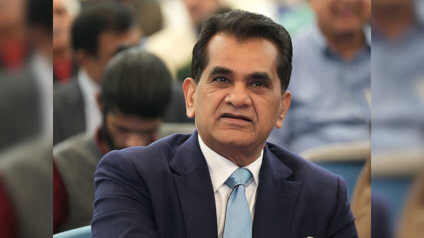 Indigo के बोर्ड में नीति आयोग के पूर्व CEO की एंट्री, अमिताभ कांत को मिली ये बड़ी जिम्मेदारी, शेयर पर रखें नजर