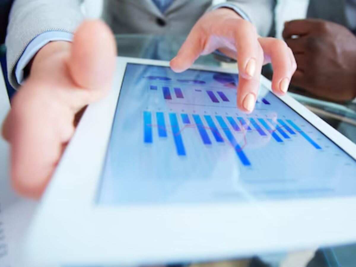 सिर्फ 15 दिनों में पैसा पीटने वाले 7 जबरदस्त स्टॉक्स! लिस्ट में हैं 2 Defence Stocks, जानें टारगेट