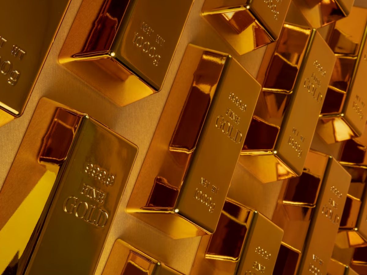 Gold Price Today: सस्ते में सोना खरीदने का मौका, चांदी का दाम भी गिरा, चेक करें नए रेट्स
