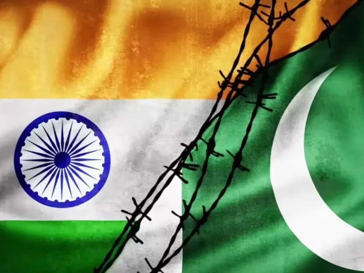 भारत से दुश्मनी, उसके बिना गुजारा भी नहीं, तीसरे देश के रास्ते इंडिया से करोड़ों का सामान खरीद रहा पाकिस्तान