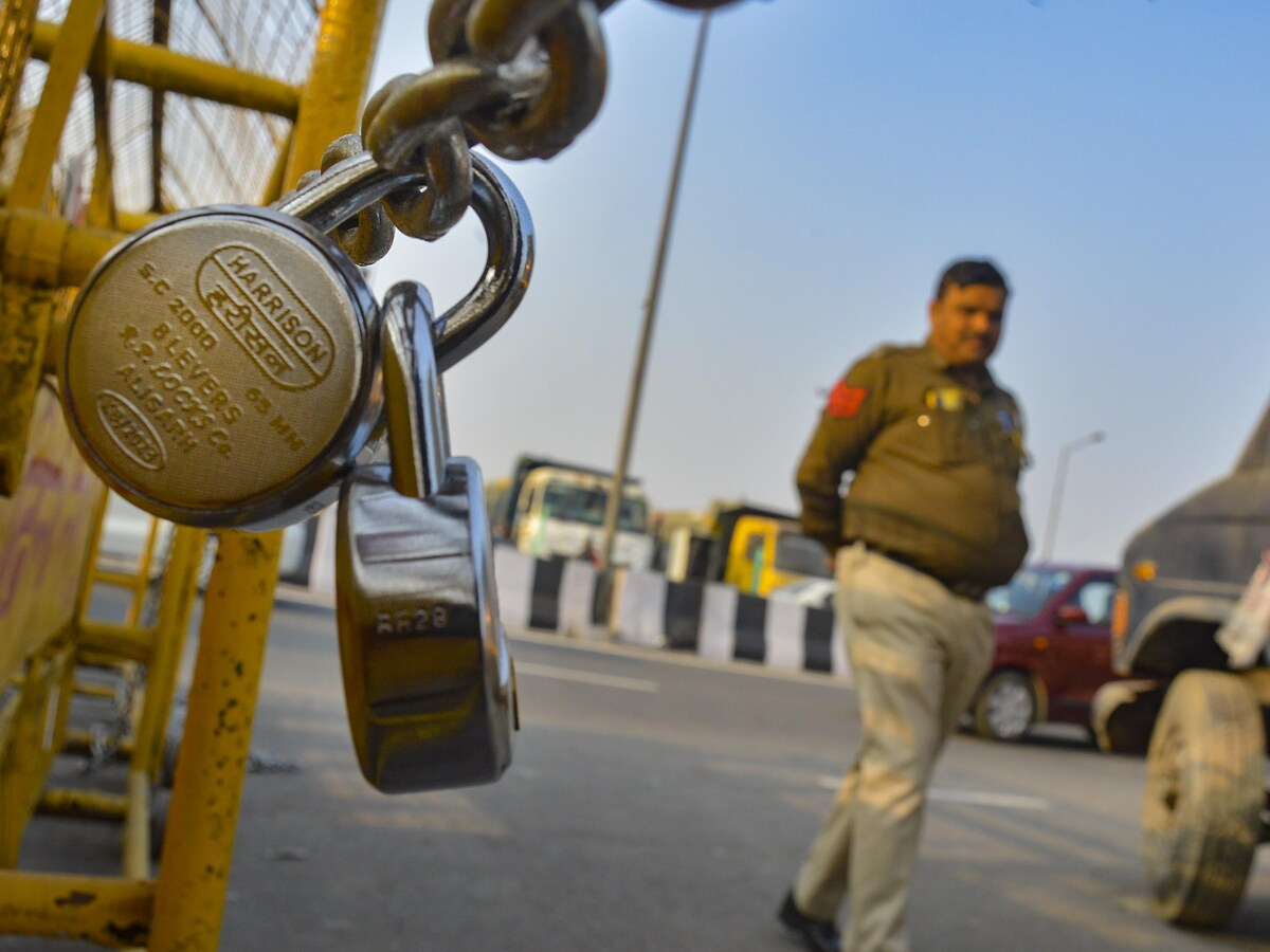 Bharat Bandh: 25 करोड़ कर्मचारी कल करेंगे हड़ताल! बैंक से पोस्ट ऑफिस तक... क्या बंद, क्या रहेगा खुला, जानें सबकुछ
